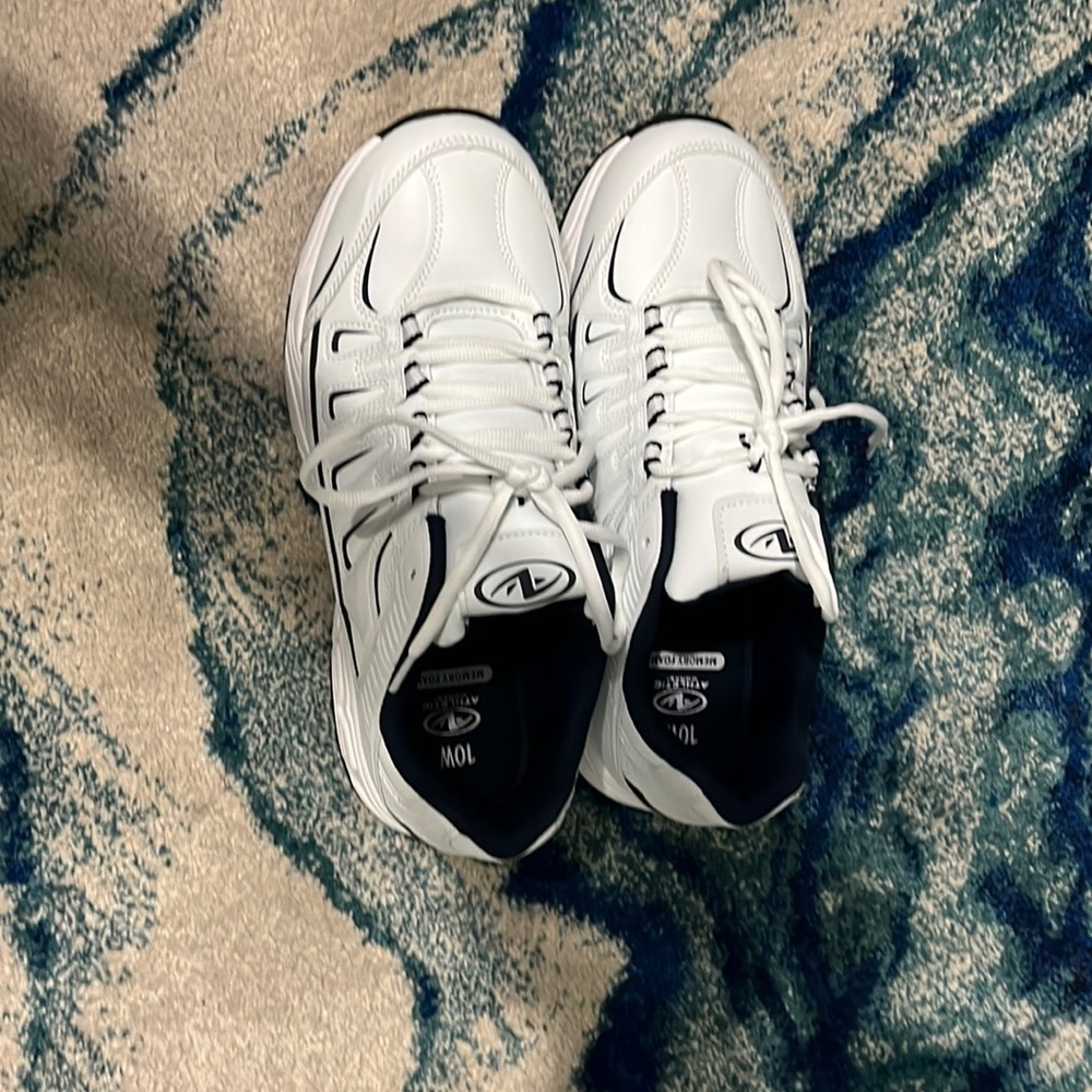 Athletic works 10 wide white shoes